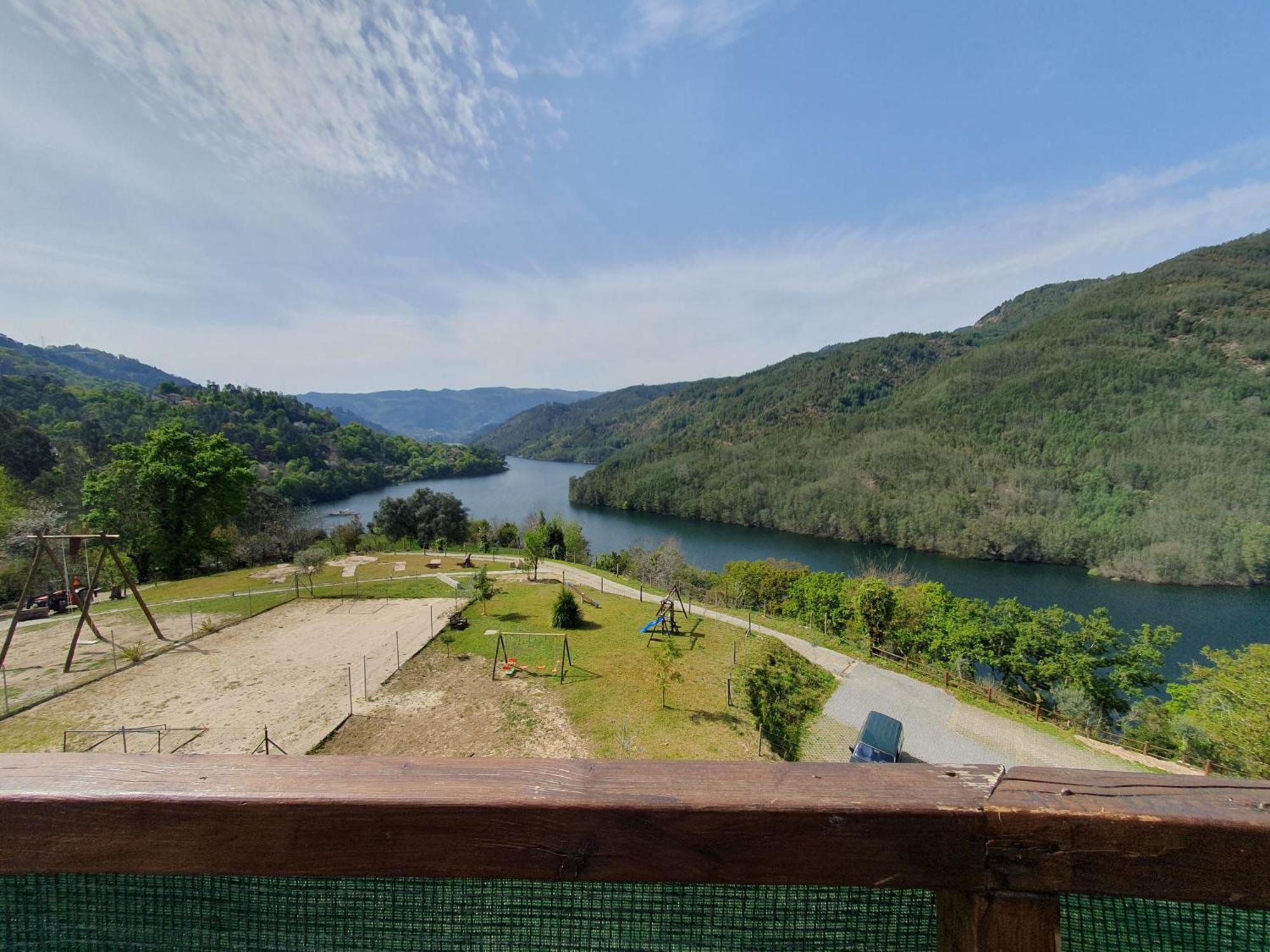 Dobau Village Вієйра-ду-Міню Екстер'єр фото